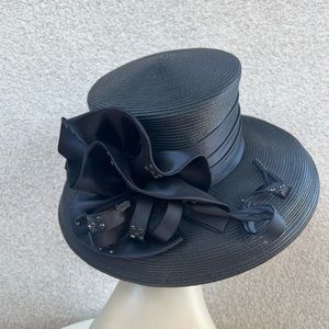 Vintage glam black brim straw hat with satin ribbon bow Sz 22” Deborah Fashions